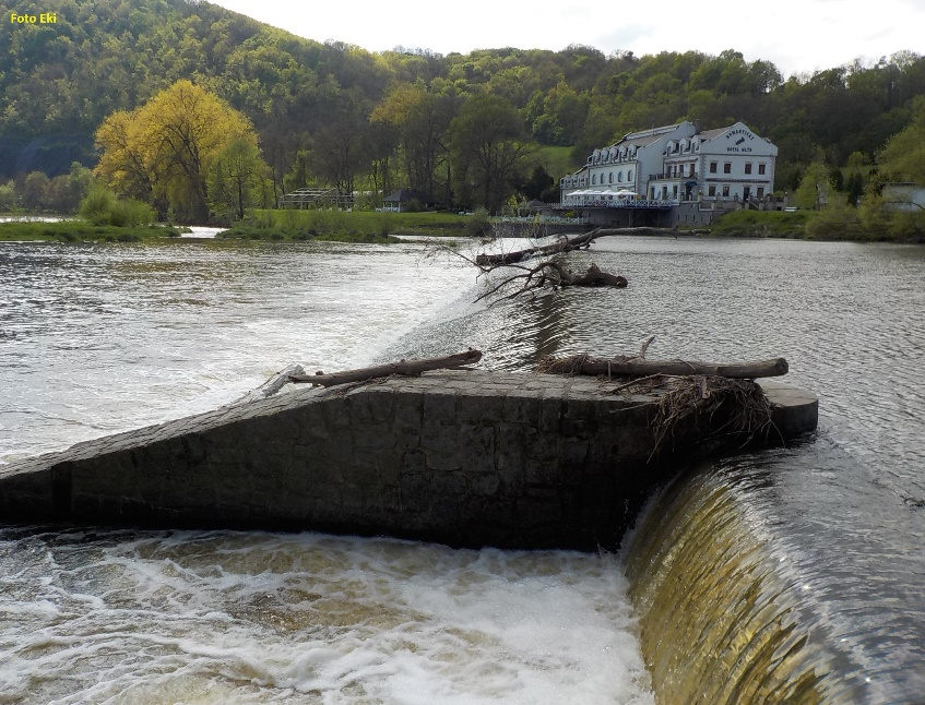 rkm. 24,3 Jez Karlštejn v roce 2023