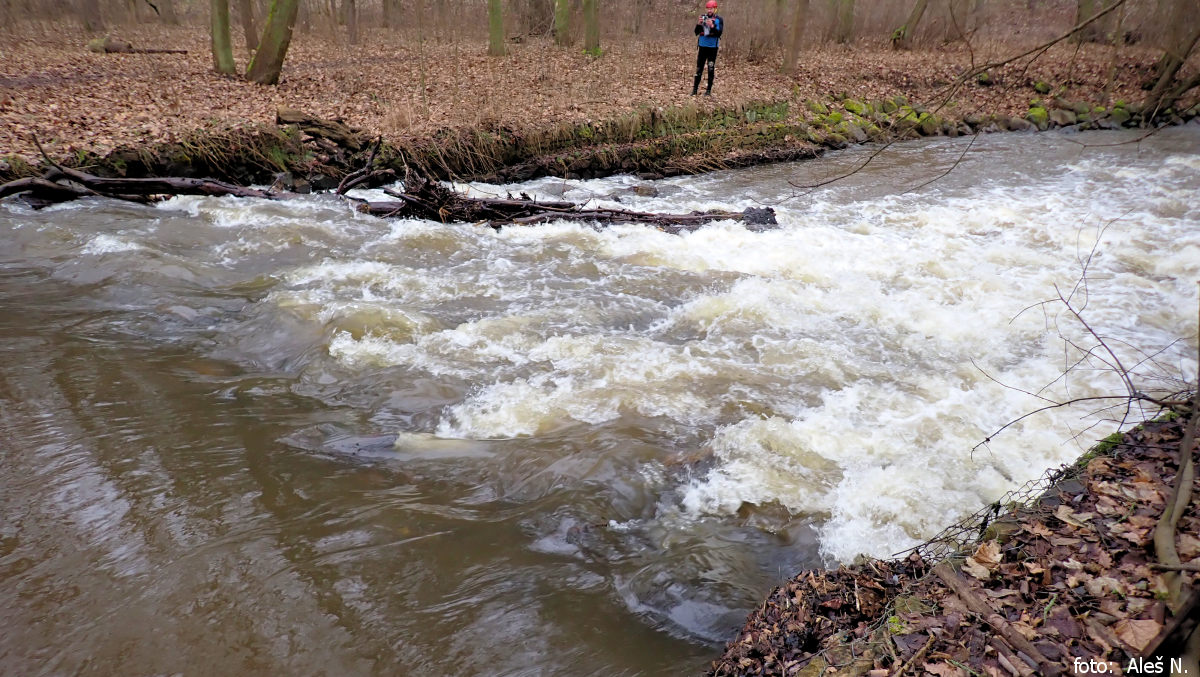 rkm. 2,1 Jez Postoloprty 02/2026, stav 3m3/s v Postoloprtech