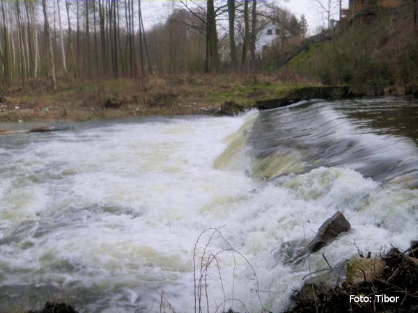 rkm. 3,2 Jez před obcí Svatava