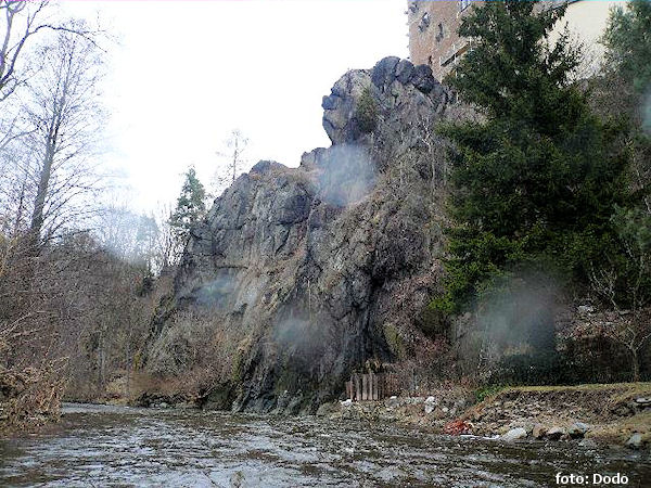 Skála nad Bečovem Skála nad Bečovem