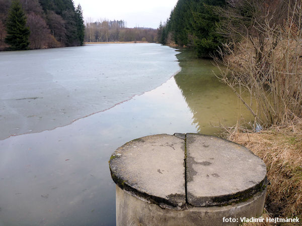 Tudy vede cesta (plavba nad lesem) Tudy vede cesta (plavba nad lesem)
